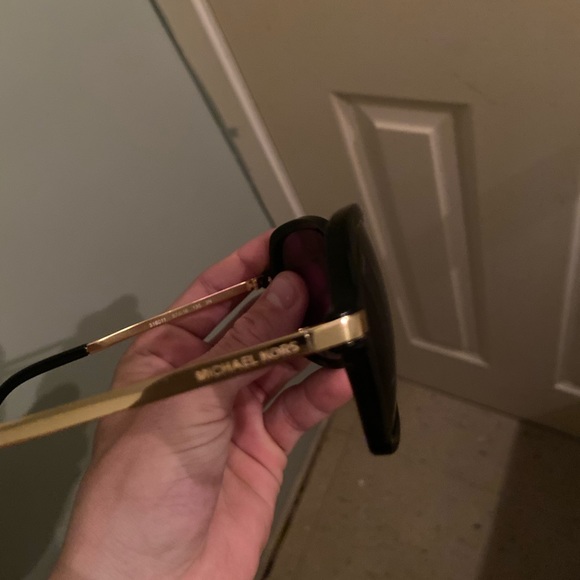 Gold Michael khors glasses - Picture 2 of 3